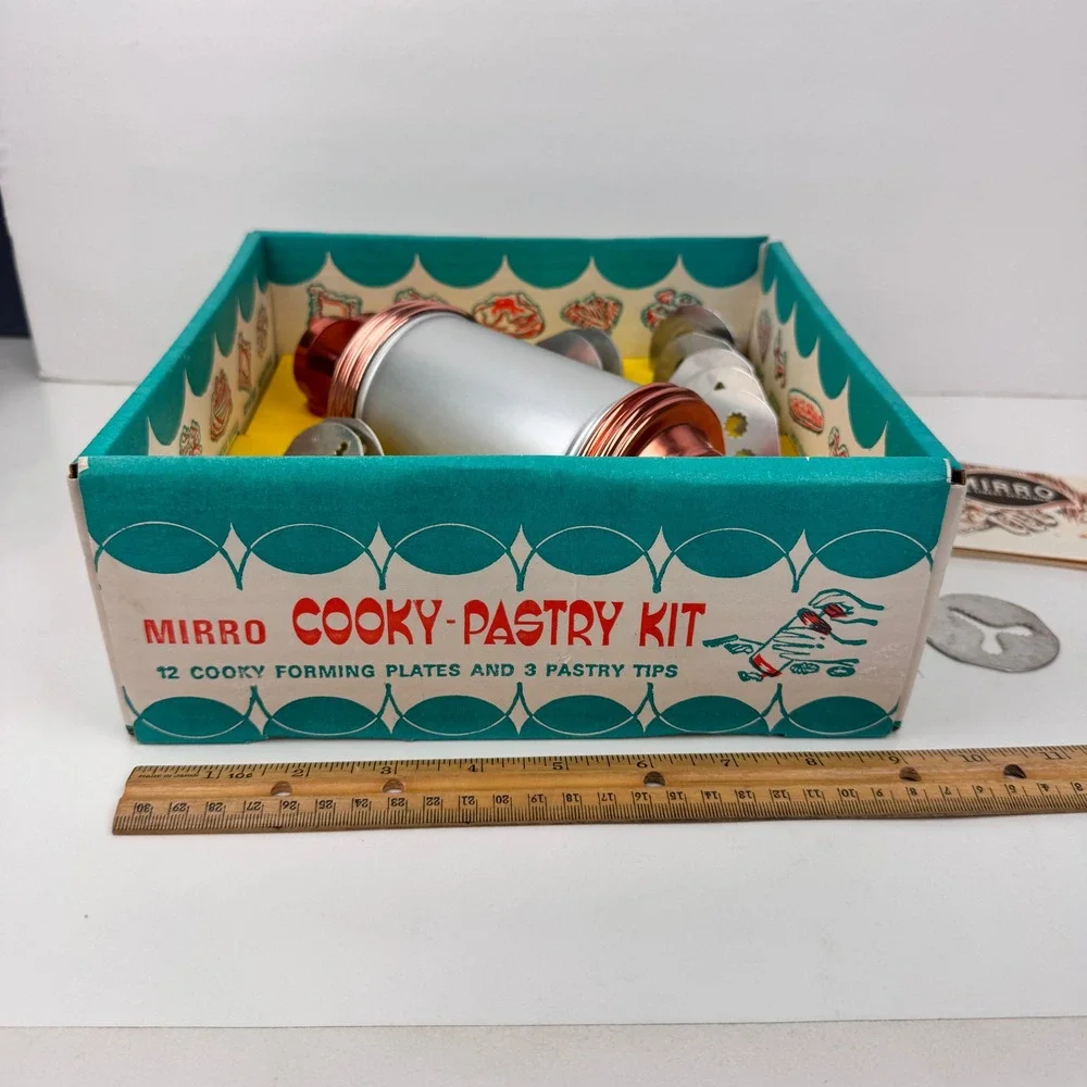 Vtg Retro Mirro Aluminum Cooky Pastry Kit Fancy Cookies Appetizers Pastries READ